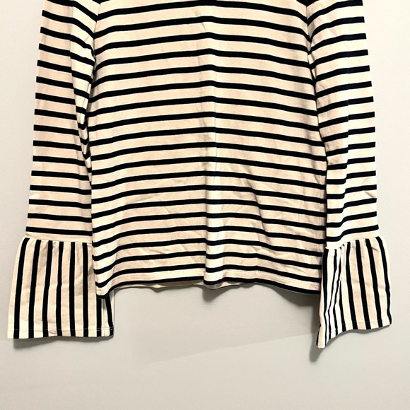 🍭 3/$20 Madewell black and white striped top with bell sleeves - Picture 6 of 13